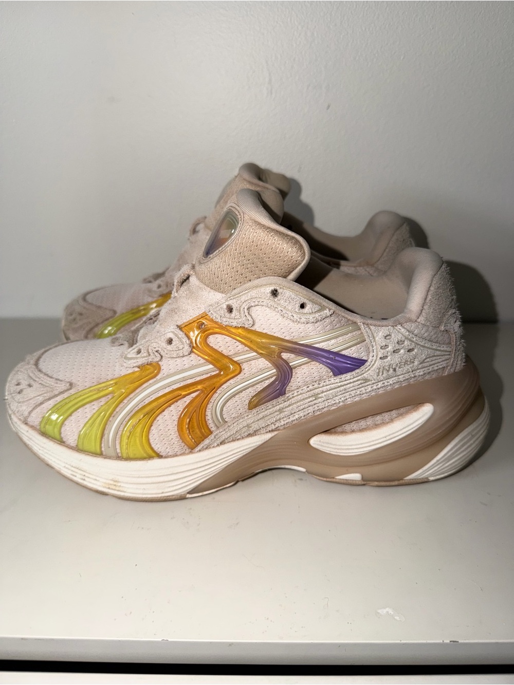 Puma Inverse Candy Paint Sneakers. SAMPLE. Sz 7.5.  No laces or insoles